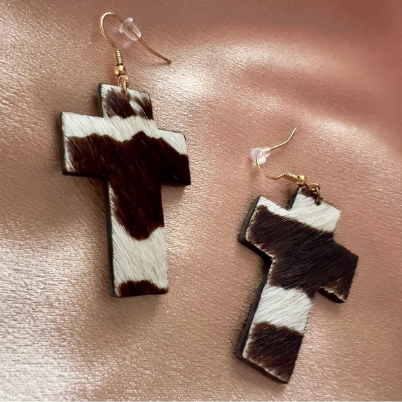 Faux Cowhide Earrings - Picture 2 of 2